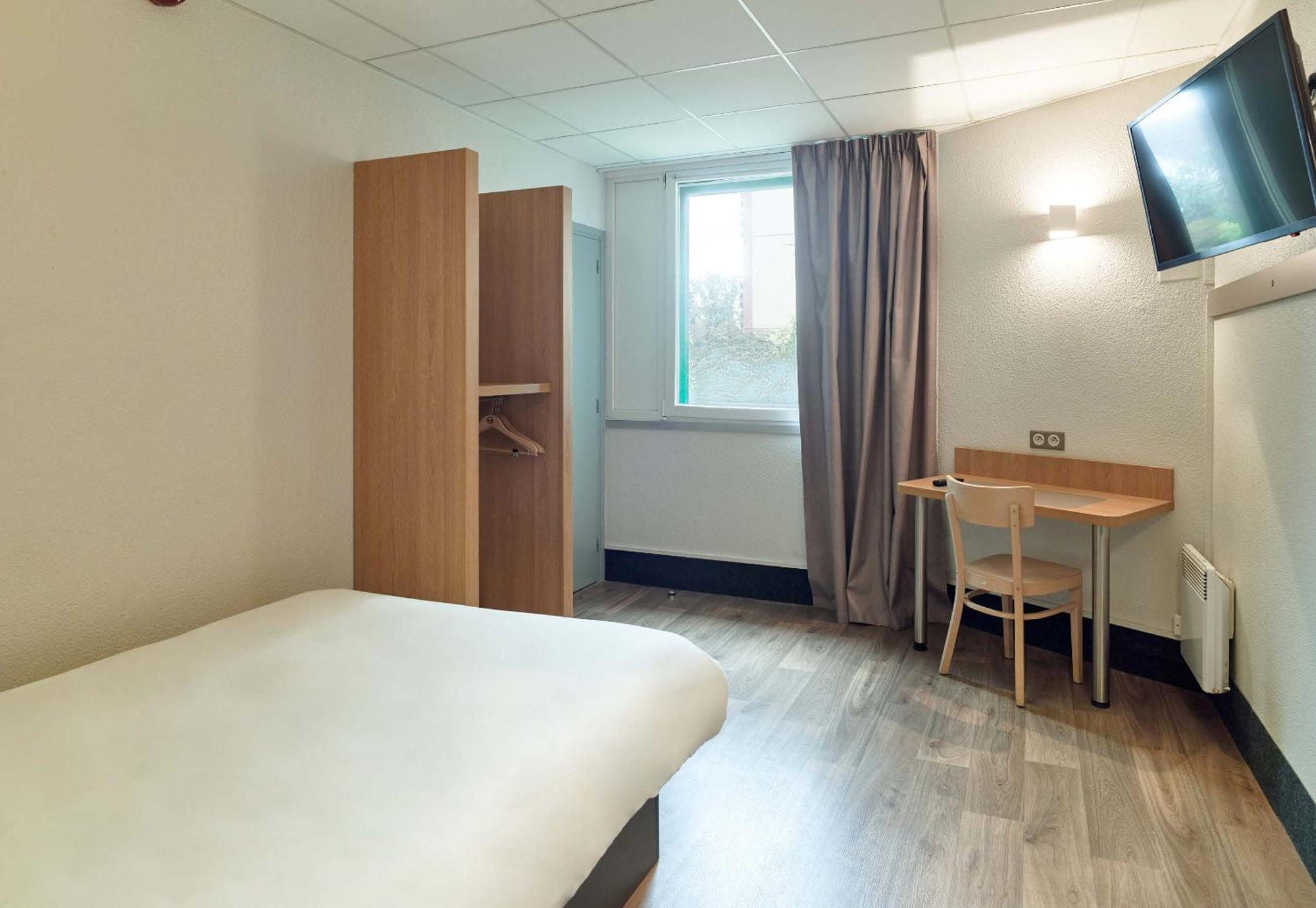 B&B Hotel Orly Rungis Aeroport 2 Etoiles מראה חיצוני תמונה